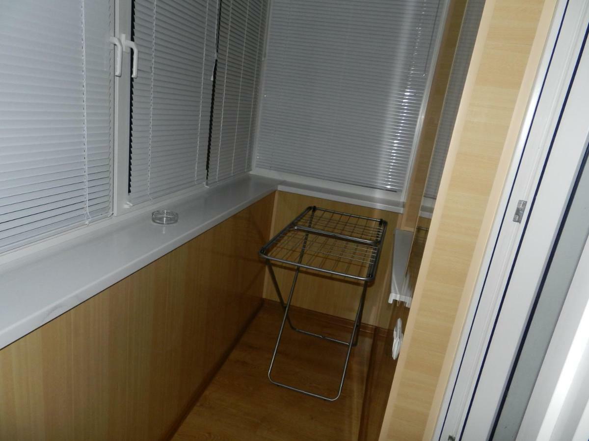 1-Room Luxury Apartment On Sobornyi Avenue 174-А, By Grandhome. Center Zaporizhia Buitenkant foto